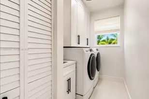 1088 Skylark Dr, Weston, FL 33327 - Photo 20