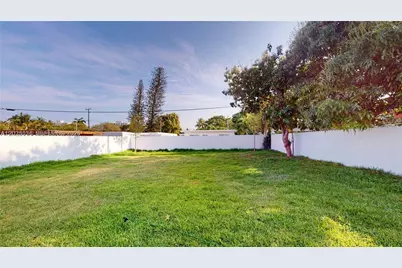1284 NE 111th St, Miami, FL 33161 - Photo 22