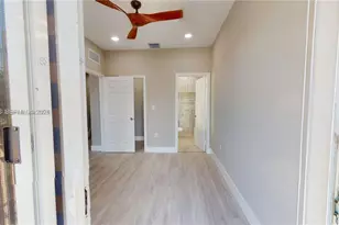 1284 NE 111th St, Miami, FL 33161 - Photo 20