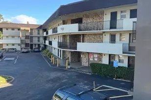 1530 NE 191st St, Miami, FL 33179 - Photo 20