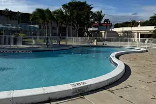 1530 NE 191st St, Miami, FL 33179 - Photo 24