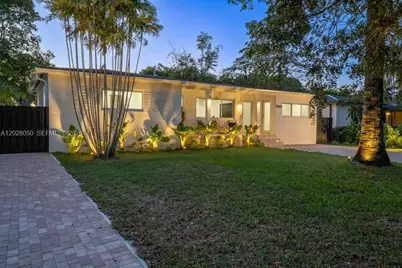 13800 NE 1st Ave, Miami, FL 33161 - Photo 2