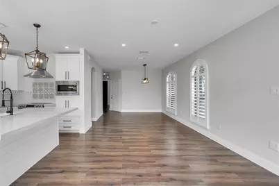 10276 NW 30th Ter, Doral, FL 33172 - Photo 16