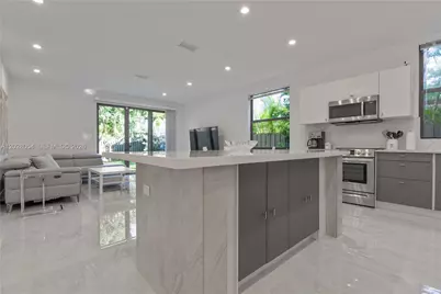 2887 SW 33rd Ave, Miami, FL 33133 - Photo 30