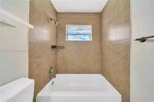 9751 Wayne Ave, Palmetto Bay, FL 33157 - Photo 8