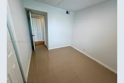 [Address not provided], Oakland Park, FL 33309 - Photo 30