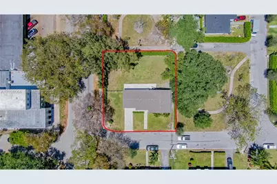 255 Grant Dr, Coral Gables, FL 33133 - Photo 2