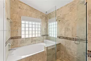 1090 NW 192nd Ave, Pembroke Pines, FL 33029 - Photo 14