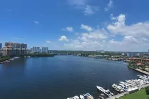 290 174th St, Sunny Isles Beach, FL 33160 - Photo 38