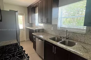 8370 SW 27th Ln, Miami, FL 33155 - Photo 6