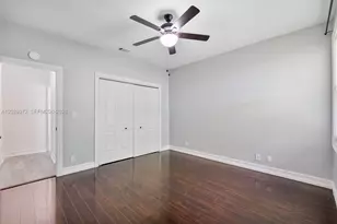 8149 Royal Palm Ct, Tamarac, FL 33321 - Photo 20