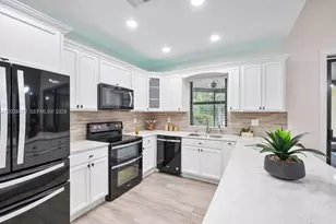 8149 Royal Palm Ct, Tamarac, FL 33321 - Photo 14