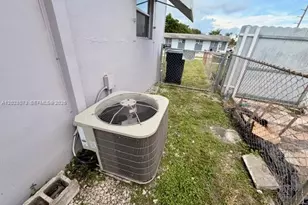 5608 Garfield St, Hollywood, FL 33021 - Photo 28