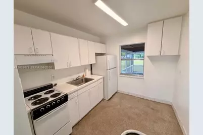 5608 Garfield St, Hollywood, FL 33021 - Photo 4