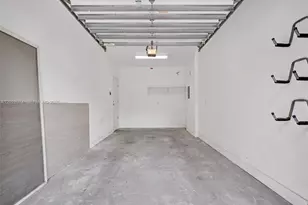3062 New York St, Miami, FL 33133 - Photo 24
