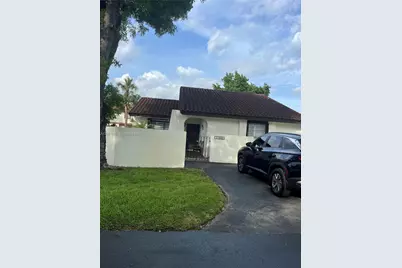 11323 SW 133rd Pl #11323, Miami, FL 33186 - Photo 2