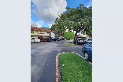 461 NW 107 Ave #102, Miami, FL 33172 - Photo 2