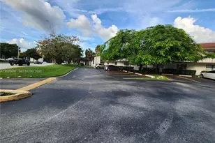 461 NW 107th Ave, Miami, FL 33172 - Photo 4