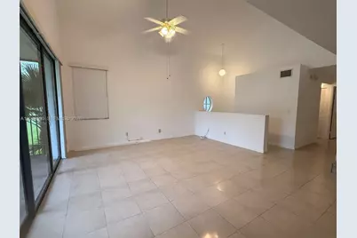 401 SW 158th Ter #206, Pembroke Pines, FL 33027 - Photo 12