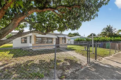 2440 NW 152nd Ter, Miami Gardens, FL 33054 - Photo 2