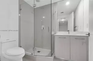 45 SW 9th St, Miami, FL 33130 - Photo 10