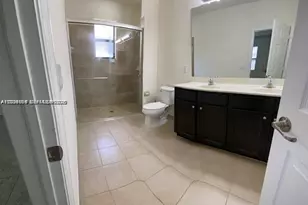 15415 SW 175th St, Miami, FL 33187 - Photo 12
