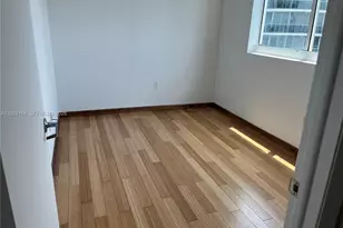 1800 N Bayshore Dr, Miami, FL 33132 - Photo 14