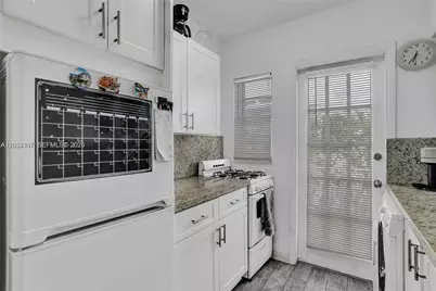 911 Meridian Ave #104, Miami Beach, FL 33139 - Photo 6