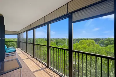 2804 N 46th Ave #C630, Hollywood, FL 33021 - Photo 14
