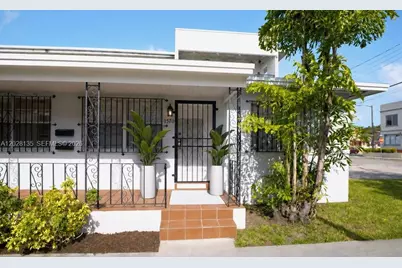 1570 NW 2nd St, Miami, FL 33125 - Photo 8