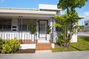 1570 NW 2nd St, Miami, FL 33125 - Photo 8