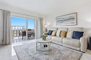 4330 Hillcrest Dr, Hollywood, FL 33021 - Photo 2