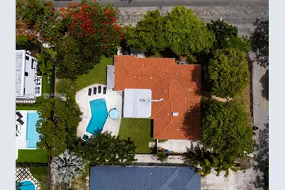 549 NE 12th Ave, Fort Lauderdale, FL 33301 - Photo 2