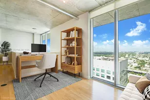 690 SW 1st Ct, Miami, FL 33130 - Photo 14