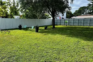 1926 NW 60th St, Miami, FL 33142 - Photo 4
