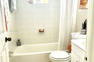 1926 NW 60th St, Miami, FL 33142 - Photo 22