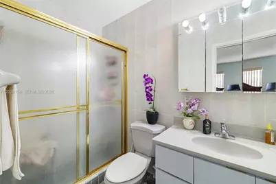 790 W 73rd Pl, Hialeah, FL 33014 - Photo 34