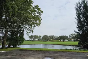 450 Commodore Dr, Plantation, FL 33325 - Photo 20