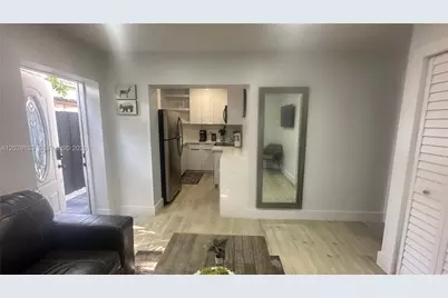 4290 SW 9th St #B, Miami, FL 33134 - Photo 14