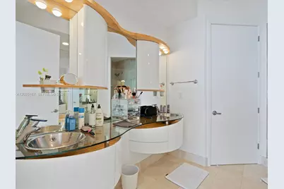 18101 Collins Ave #1904, Sunny Isles Beach, FL 33160 - Photo 24