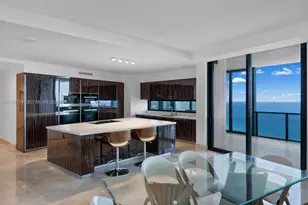 18555 Collins Ave, Sunny Isles Beach, FL 33160 - Photo 6