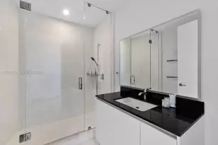 18555 Collins Ave, Sunny Isles Beach, FL 33160 - Photo 24