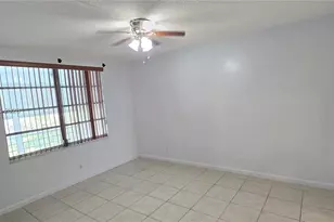 5335 NW 10th Ct, Plantation, FL 33313 - Photo 14