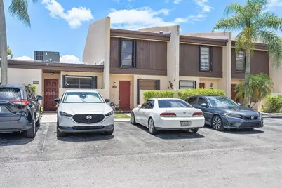 9942 NW 10th St #7, Pembroke Pines, FL 33024 - Photo 6