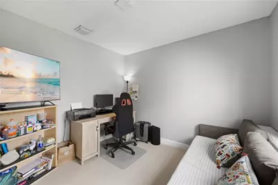1413 Majesty Ter, Weston, FL 33327 - Photo 32