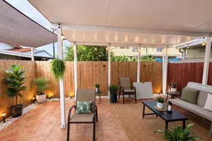 3956 W 9th Ct, Hialeah, FL 33012 - Photo 2