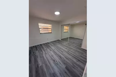 1555 W 44th Pl #203, Hialeah, FL 33012 - Photo 10
