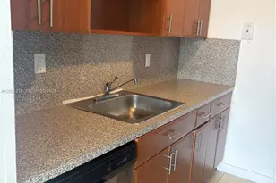 2000 NE 135th St, North Miami, FL 33181 - Photo 2