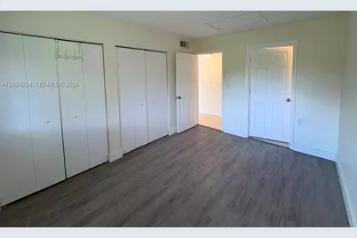1141 Lake Victoria Dr #F, Palm Beach, FL 33411 - Photo 8