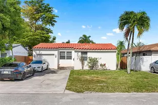 2215 Cleveland St, Hollywood, FL 33020 - Photo 4